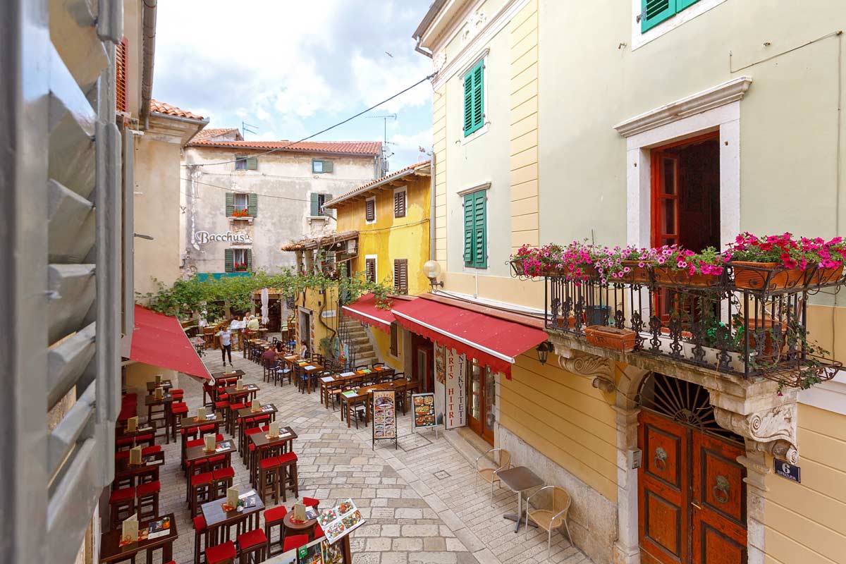 Apartment-IRENE---location